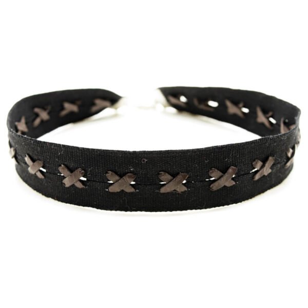 Kahverengi Deri Detaylı Siyah Tasma Choker Kolye