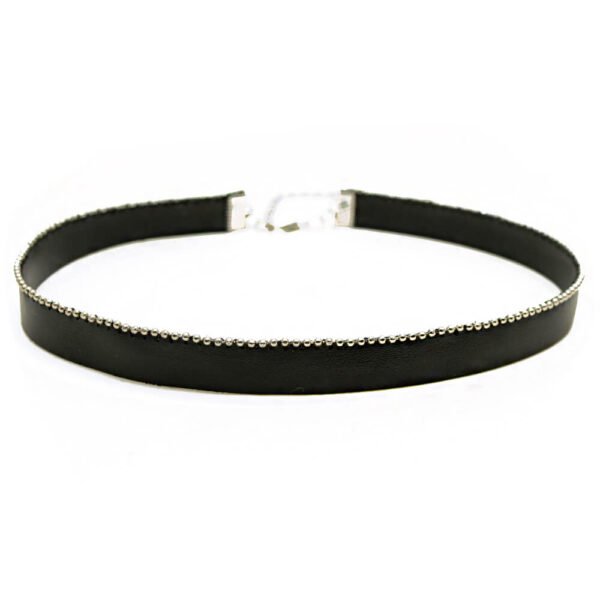 Siyah Tarz Nokta Demir Detay Deri Tasma Choker Kolye