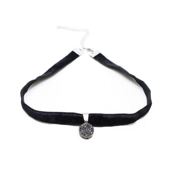 Zirkon Taşlı Siyah Kadife Tasma Choker Kolye