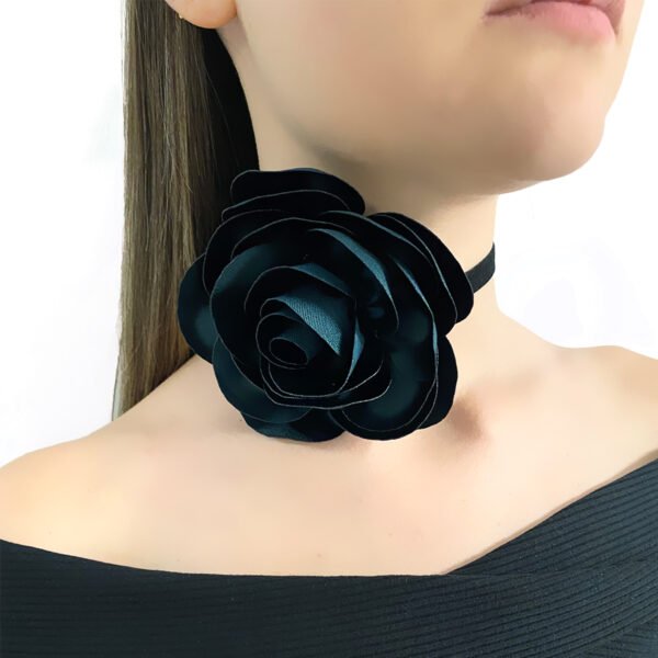 Zümrüt Saten Gül Choker Kolye - Çiçek Choker Süet Tasma Kolye